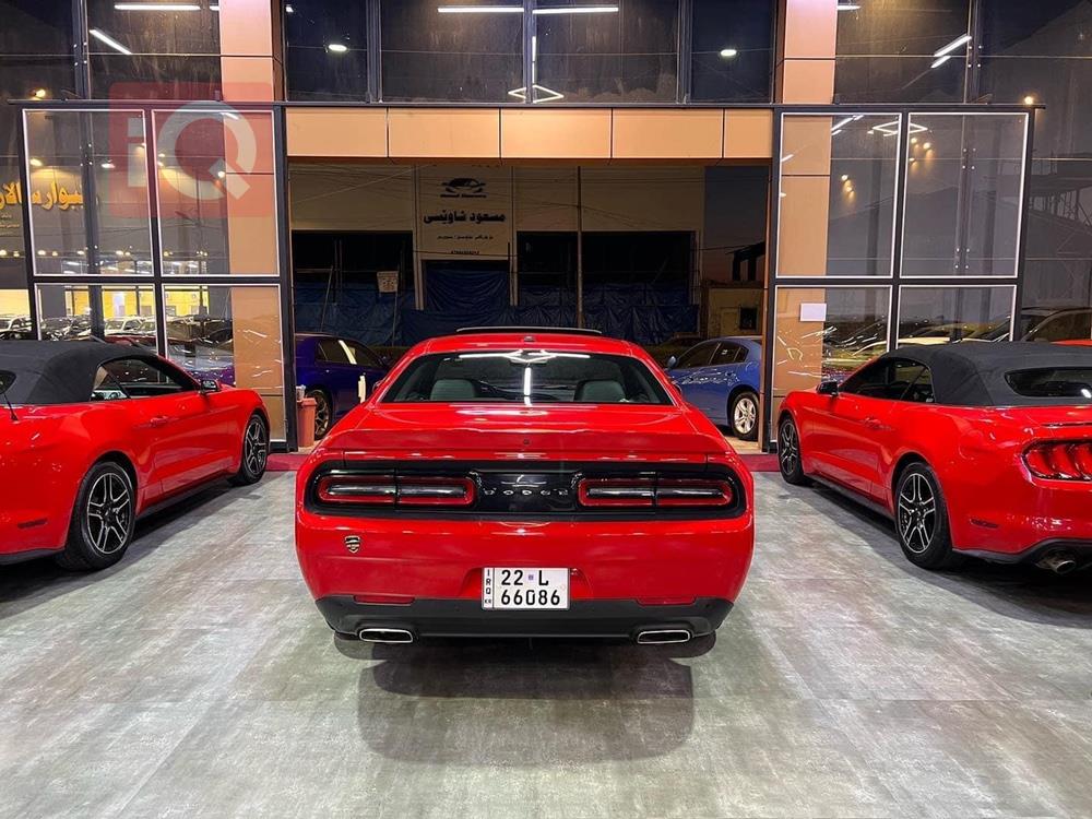Dodge Challenger